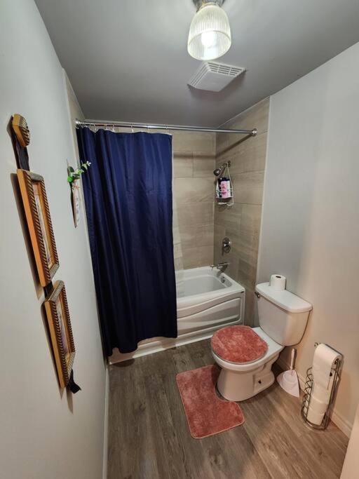 Entire 3 Bedroom House In Elliot Lake ภายนอก รูปภาพ
