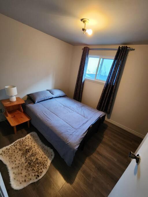 Entire 3 Bedroom House In Elliot Lake ภายนอก รูปภาพ